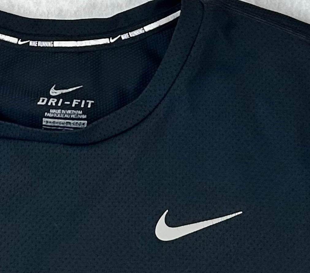 Nike Dri-FIT Long Sleeve Running Shirt Black Size Large